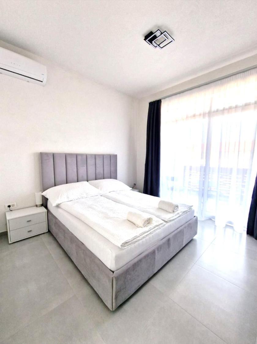 Bb Residence Arad Exterior photo